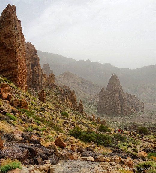 Sendero de los Roques de García (Teide, Tenerife).