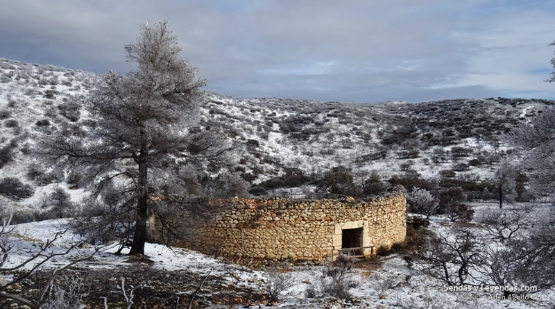 Ruta al Menejador con nieve desde Ibi